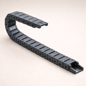 Гибкий кабельный канал пластиковый 22*80 мм R60 мм в наличии в Ульяновске