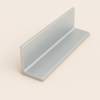 Уголок алюминиевый прессованный бульбообразный 13х9х4 мм АМц ГОСТ 13617-97 в наличии в Ульяновске